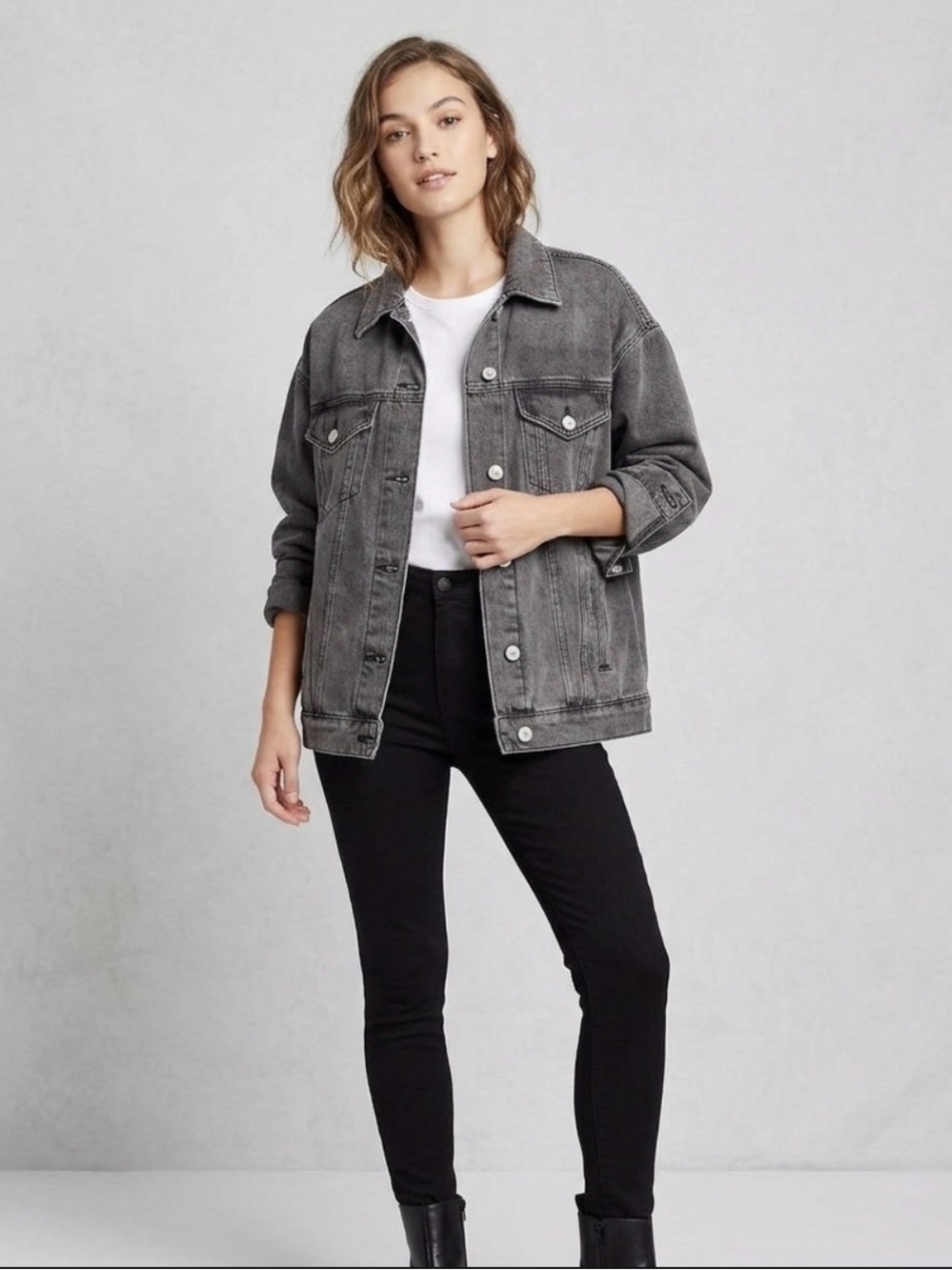 Wild Fable Gray/Weathered Black Denim Trucker Jean Jacket Oversized Women's SM